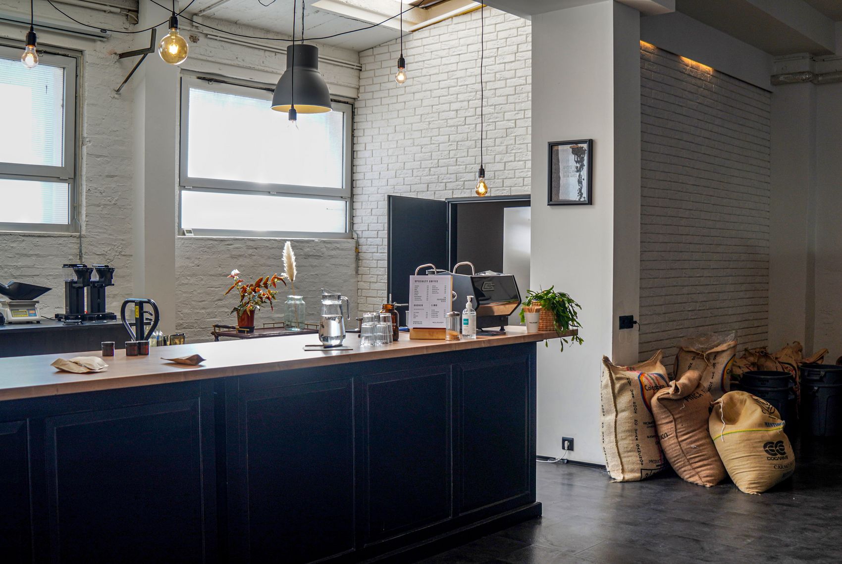 {nbase:fileProperty(propertyName: 'alternative', falId: {item})}