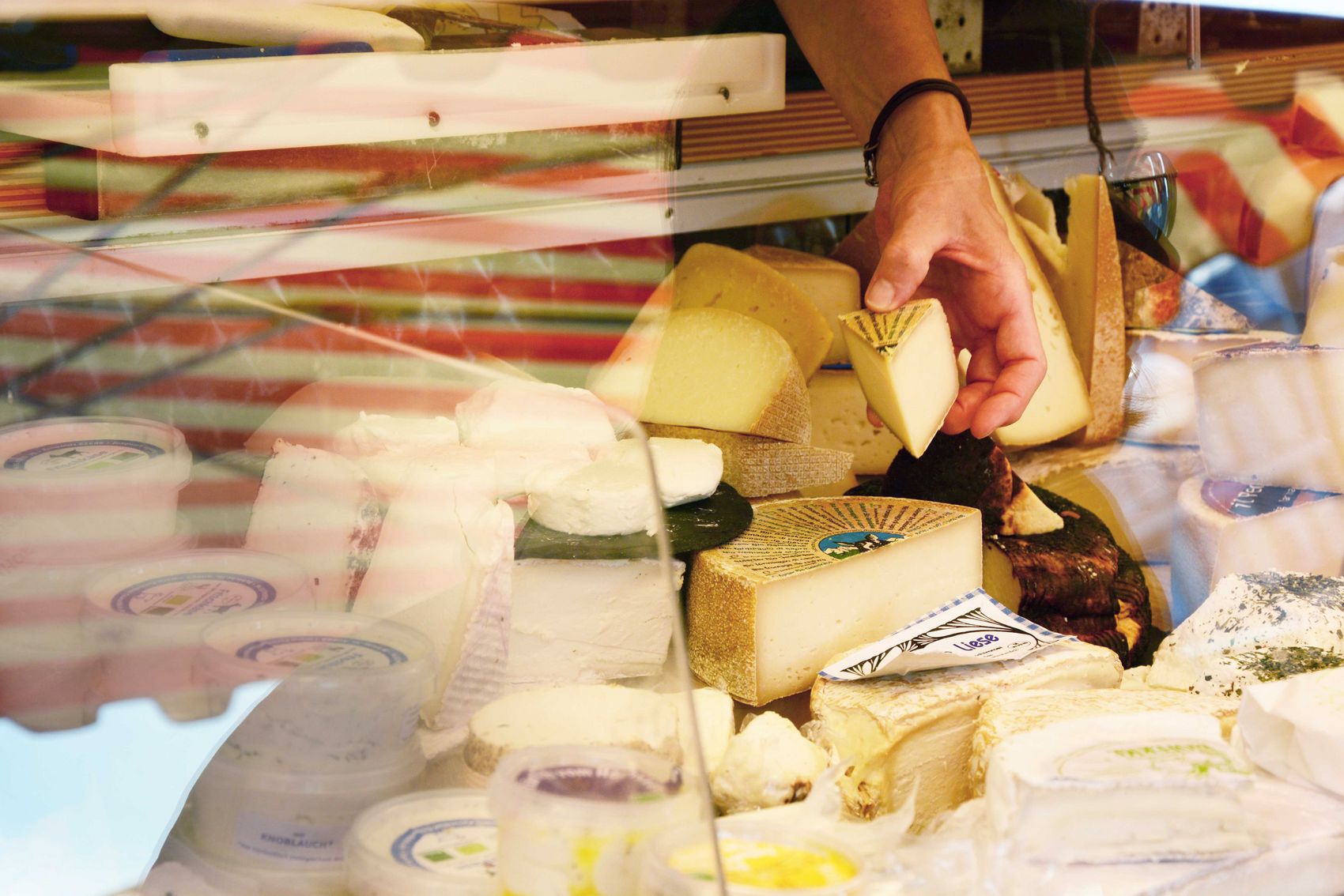 {nbase:fileProperty(propertyName: 'alternative', falId: {item})}